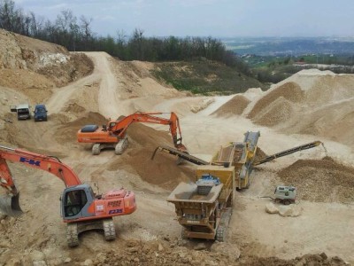 MINIERA in Località Colle Rotondo – Pianelle - Fonte di Papa, Lettomanoppello (PE)